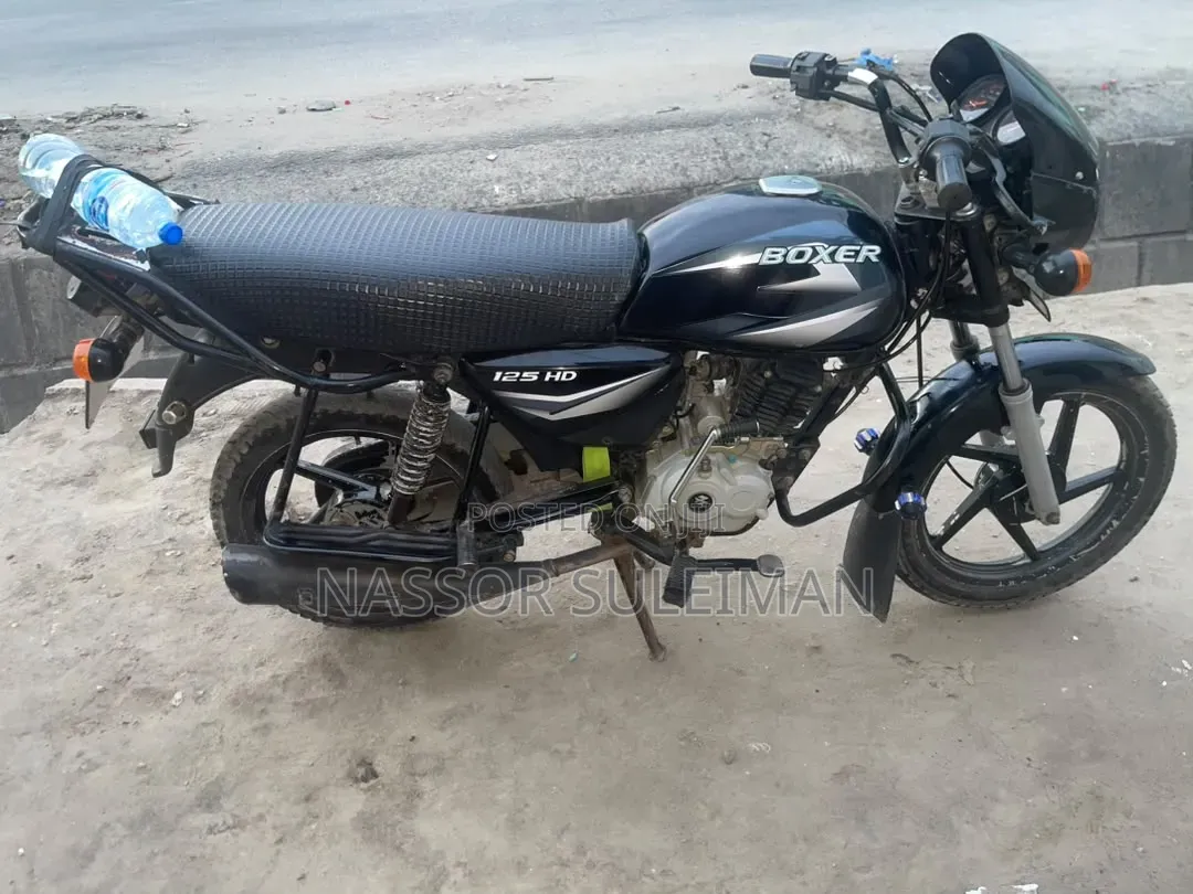 Bajaj Boxer 125 2025 Black