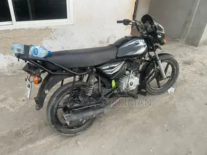Bajaj Boxer 125 2025 Black
