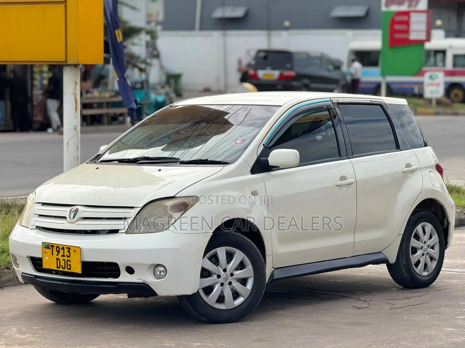 Toyota IST 2005 White