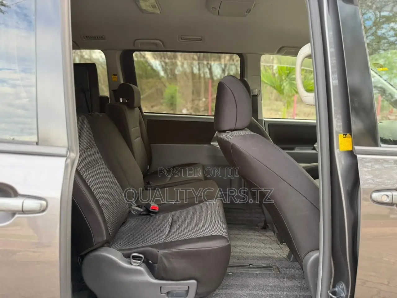 Toyota Noah 2008 Gray