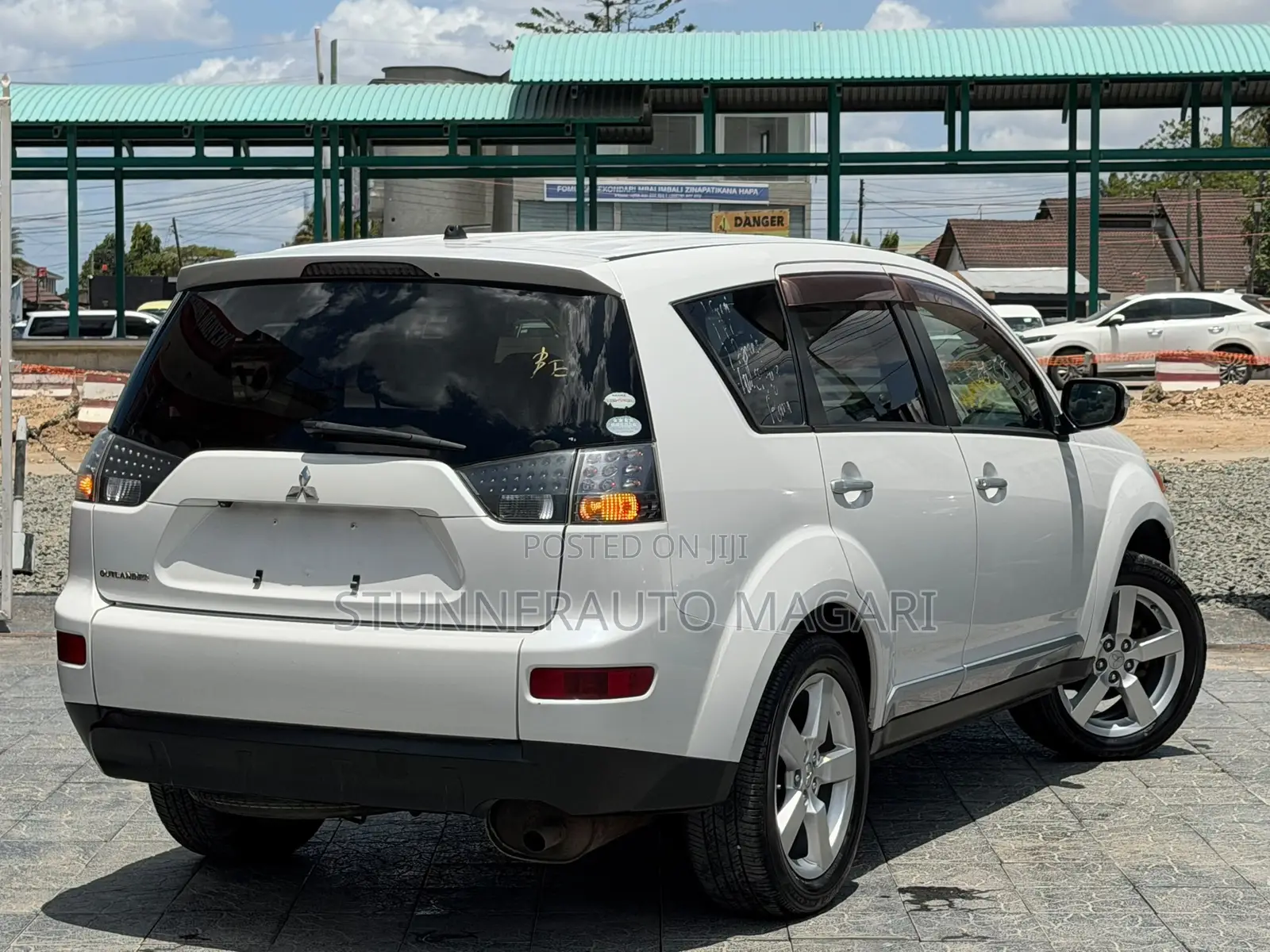 Mitsubishi Outlander 2008 White