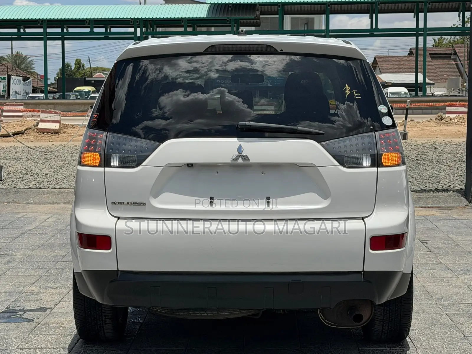 Mitsubishi Outlander 2008 White