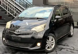 Toyota Ractis 2011 Black