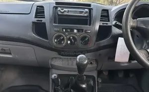 Toyota Hilux 2.5 D-4D Double Cab 2008 White