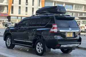 Toyota Land Cruiser Prado 2014 Black
