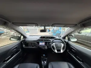 Toyota Aqua 2015 White