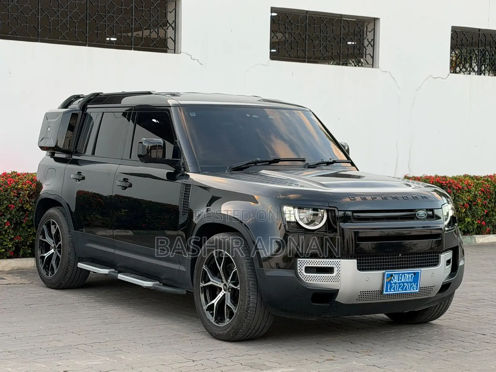 Land Rover Defender 2021 Black
