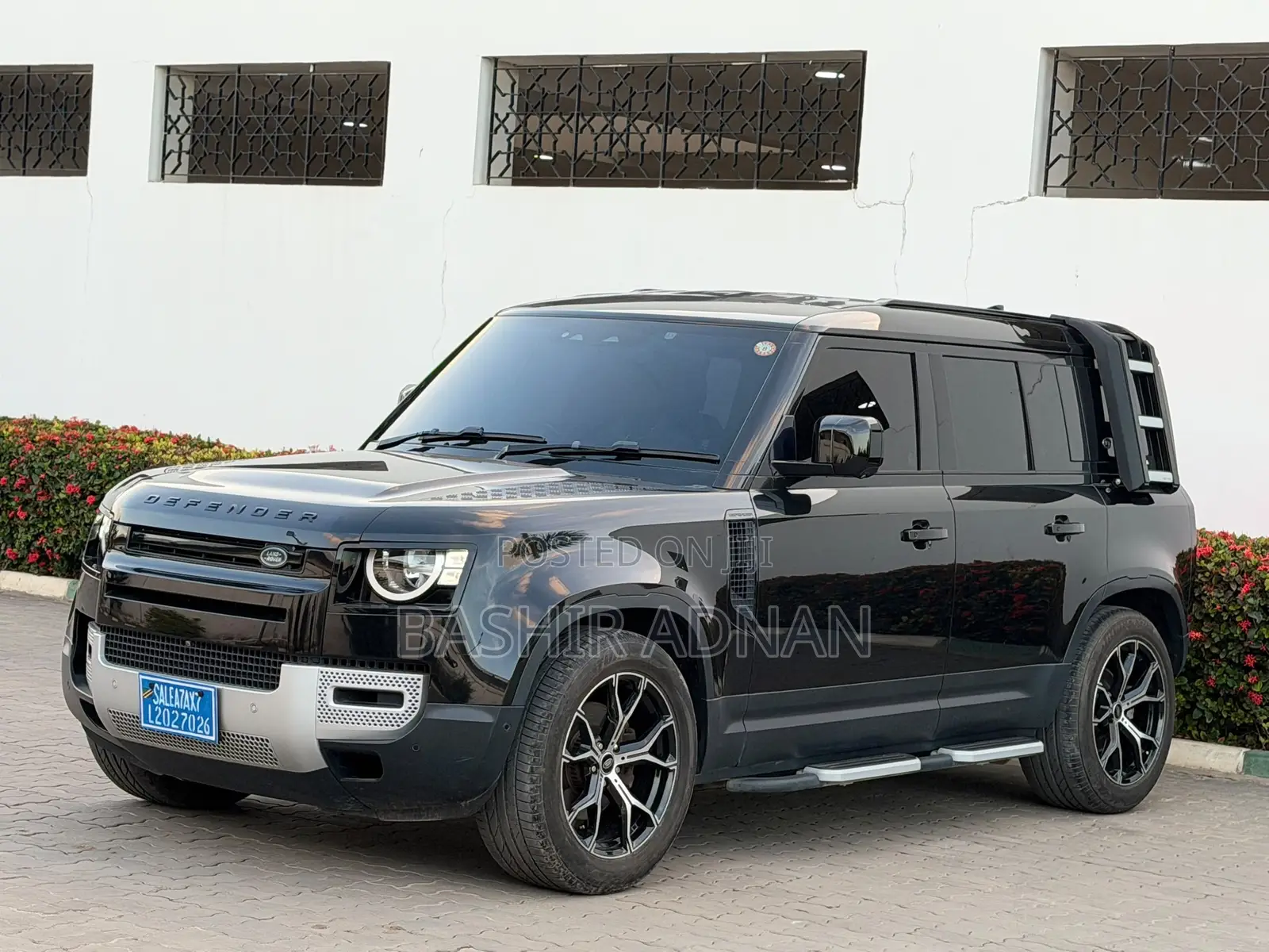 Land Rover Defender 2021 Black