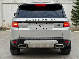 Land Rover Range Rover Sport 2016 Gold