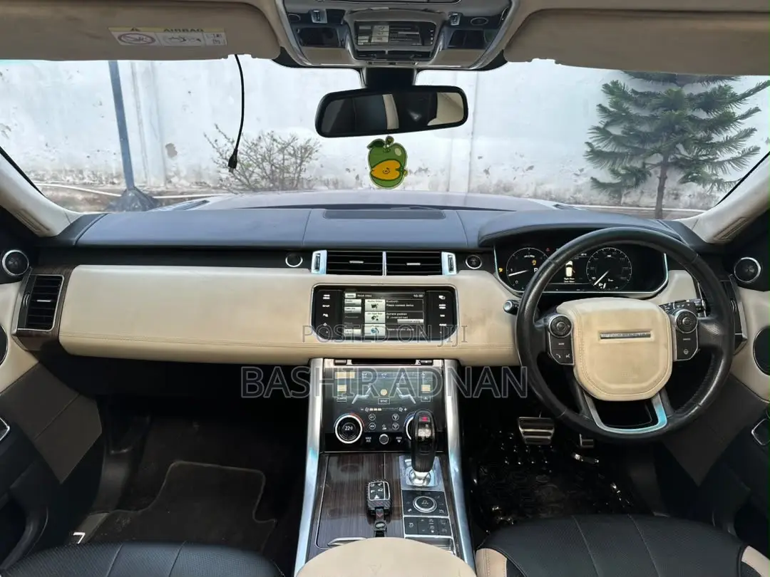 Land Rover Range Rover Sport 2016 Gold
