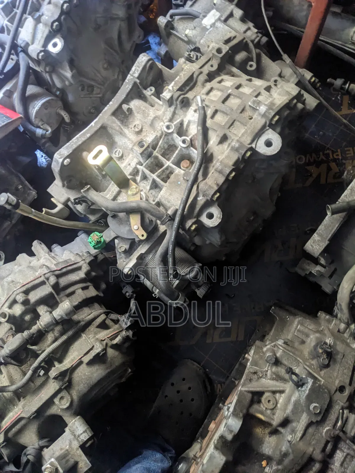 Abdul Ma Gearbox. Wholesale Spare Parts Room
