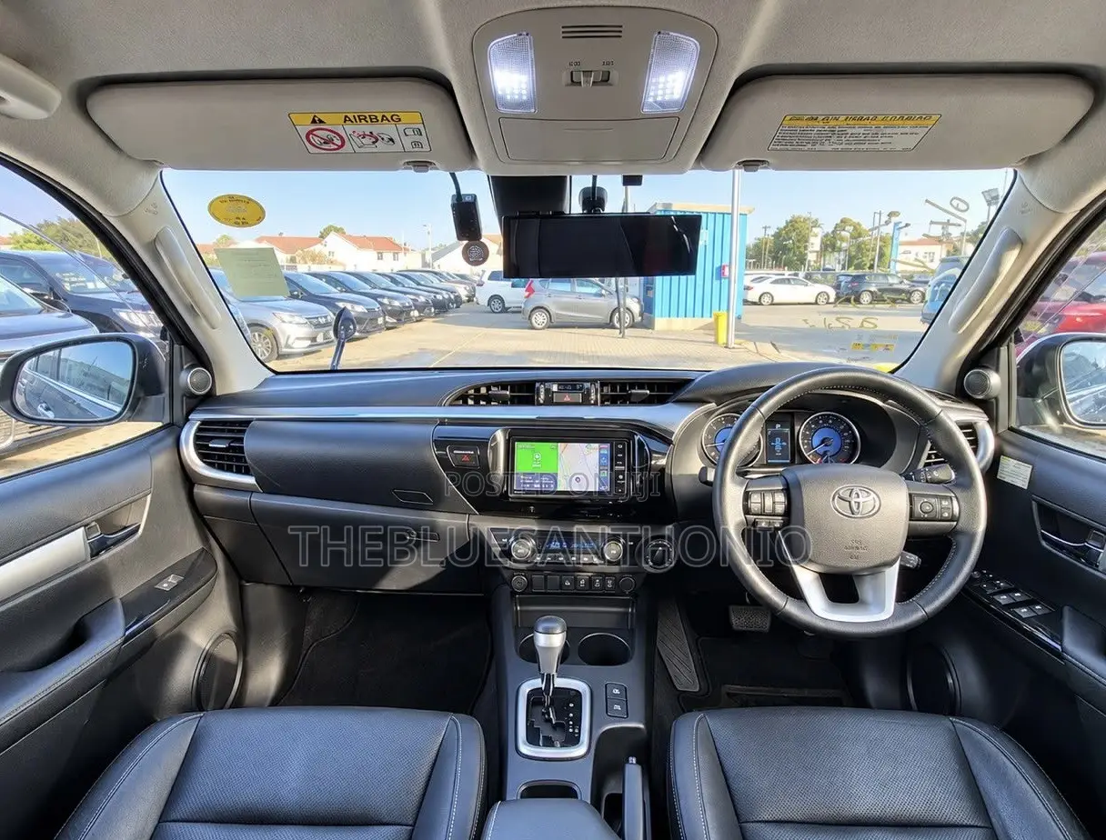 Toyota Hilux 2019 Black