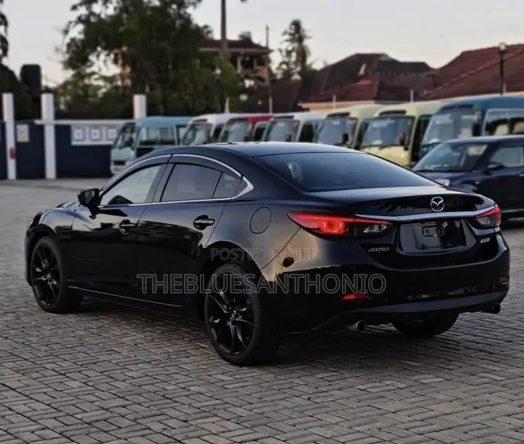 Mazda Atenza 2015 Black