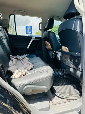 Toyota Land Cruiser Prado 2012 Black