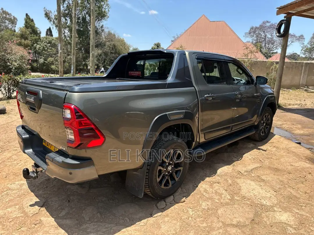 Toyota Hilux Revo Double Cab Deisel 2.4 AWD 2021 Gray