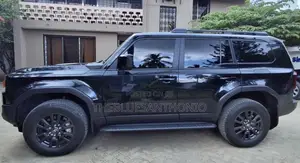 Toyota Land Cruiser Prado 2025 Black