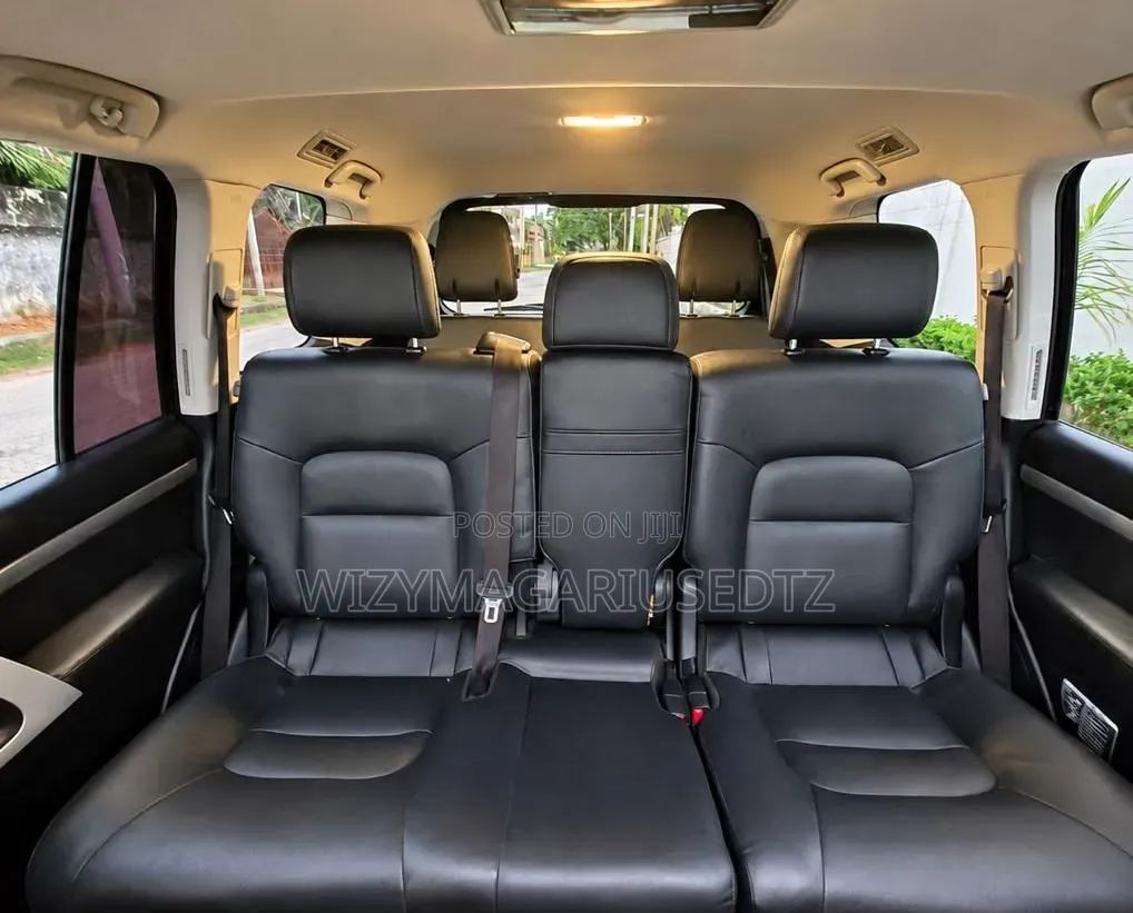 Toyota Land Cruiser 4.5 V8 VXR 2018 Gray