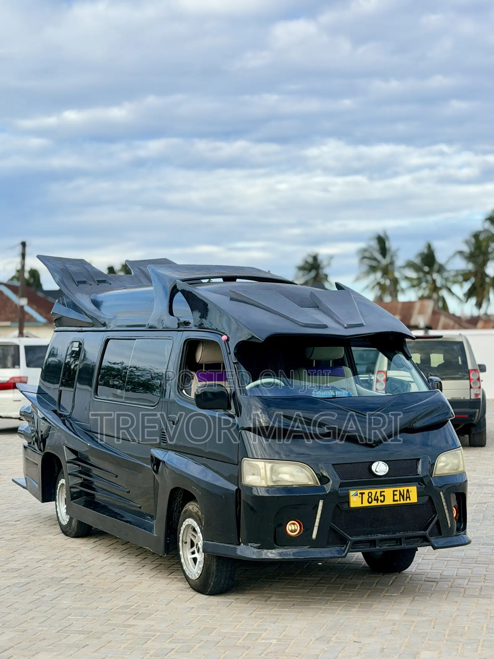 Toyota Lite-Ace 2000 Black