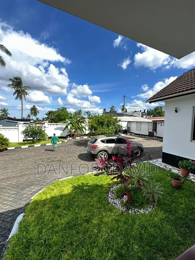 4bdrm House in Kahwa Real Estate, Mbezi Beach for rent