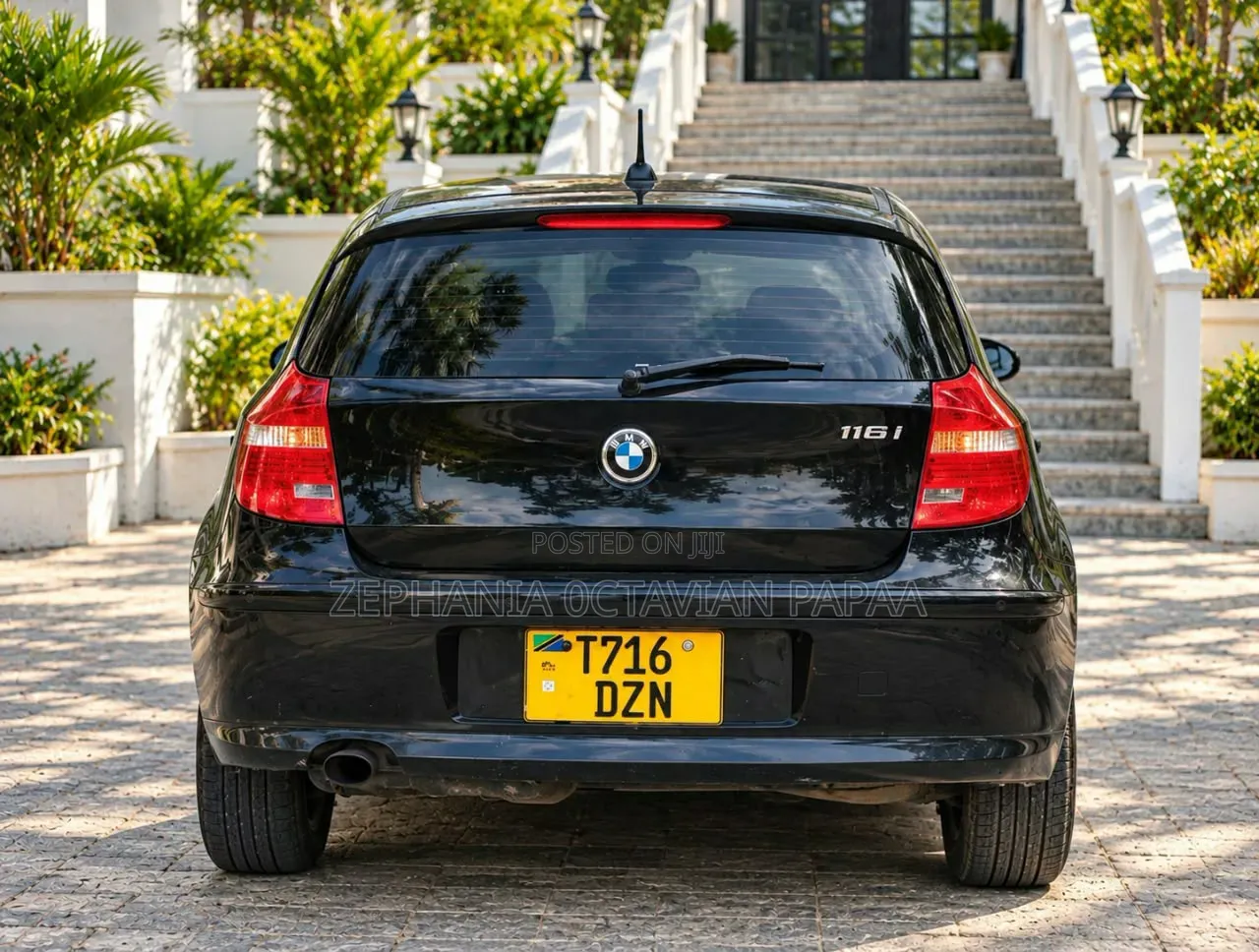 BMW 1 Series 2009 Black