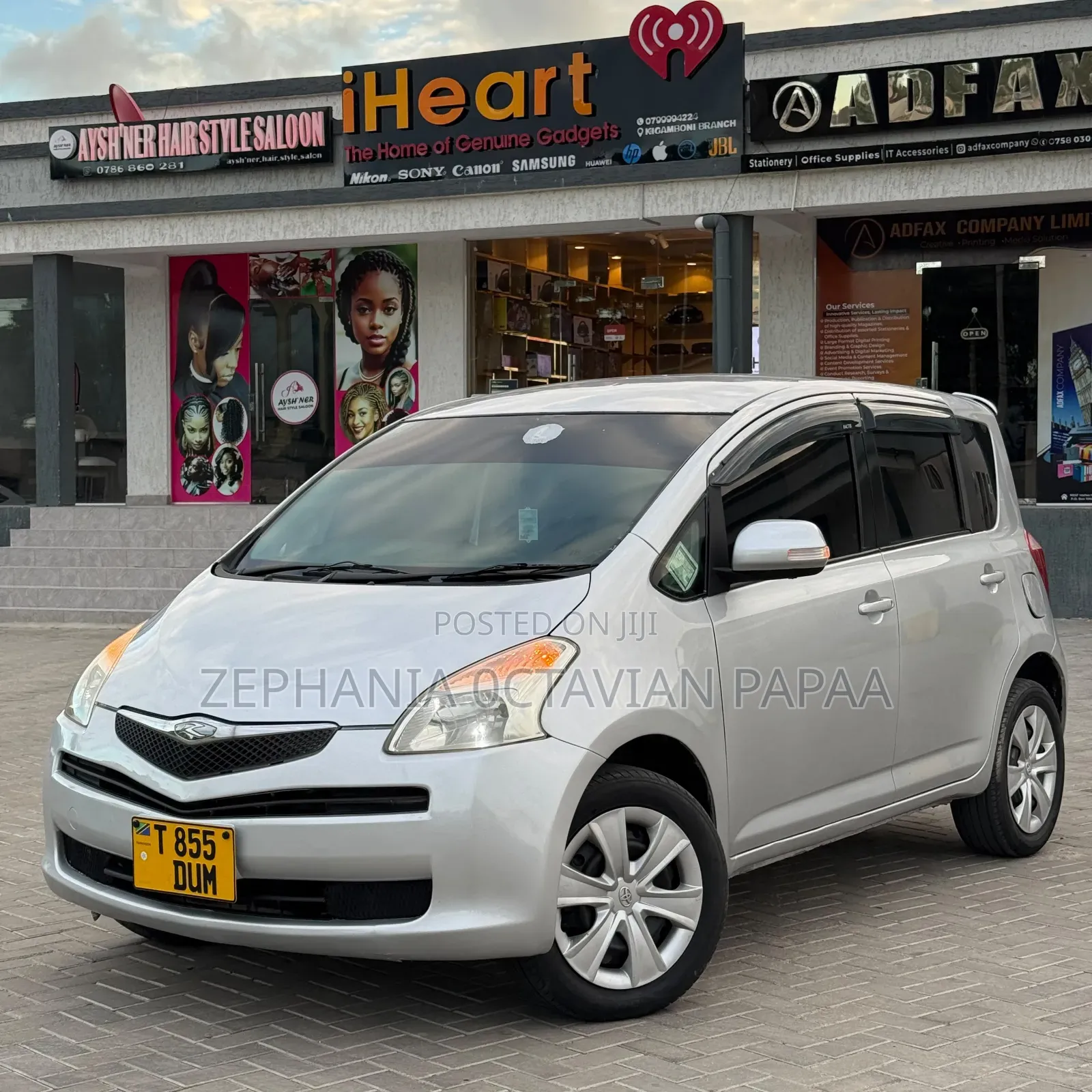 Toyota Ractis 2007 Silver