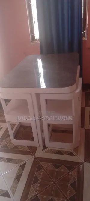 Dinning Table