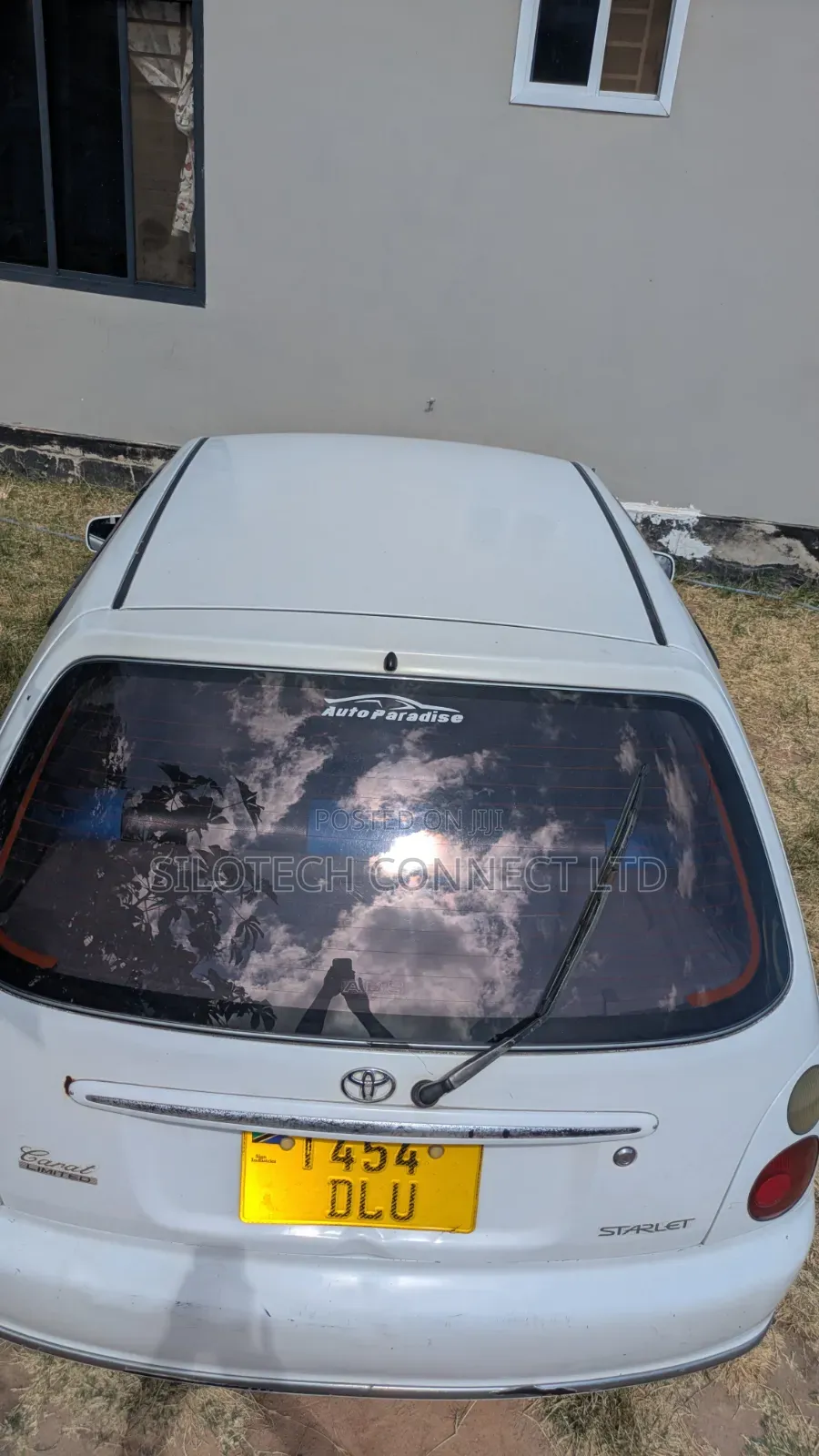 Toyota Starlet 1999 White