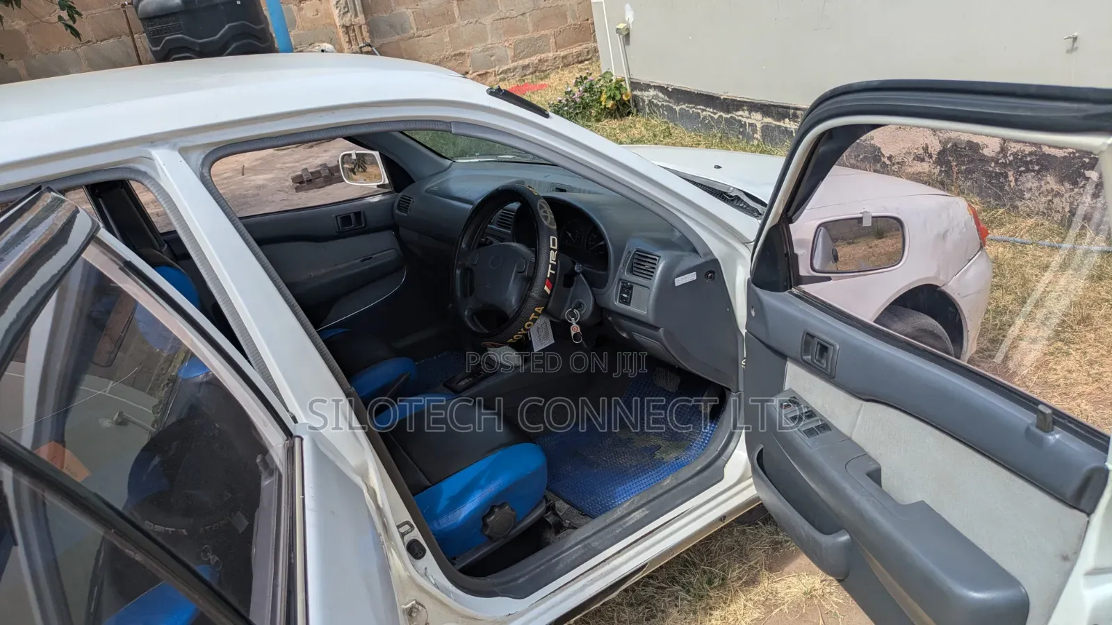 Toyota Starlet 1999 White