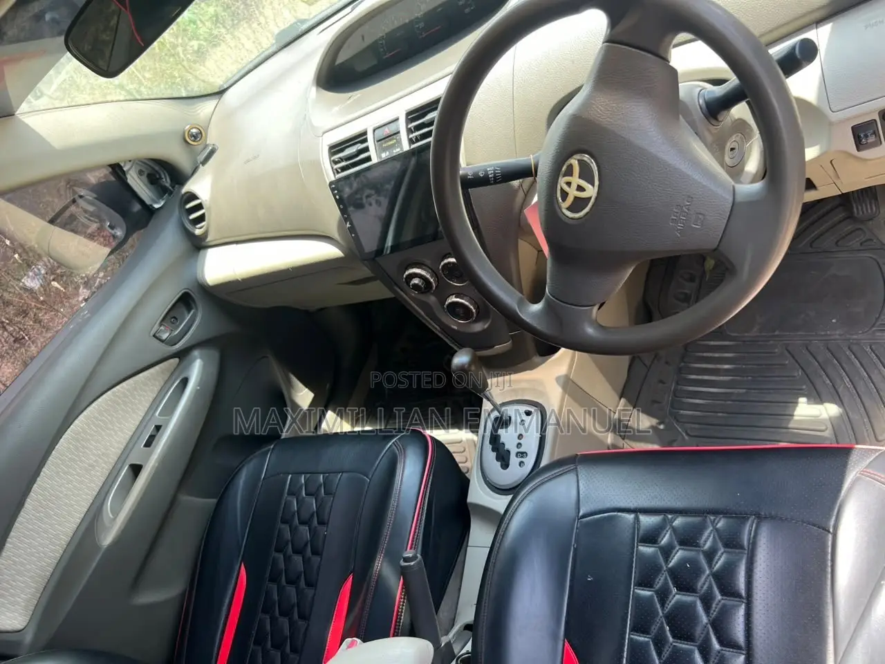 Toyota Belta 2013 Silver