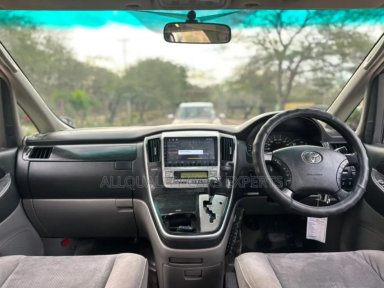 Toyota Alphard 2006 White