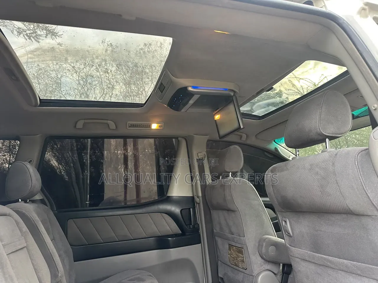 Toyota Alphard 2006 White