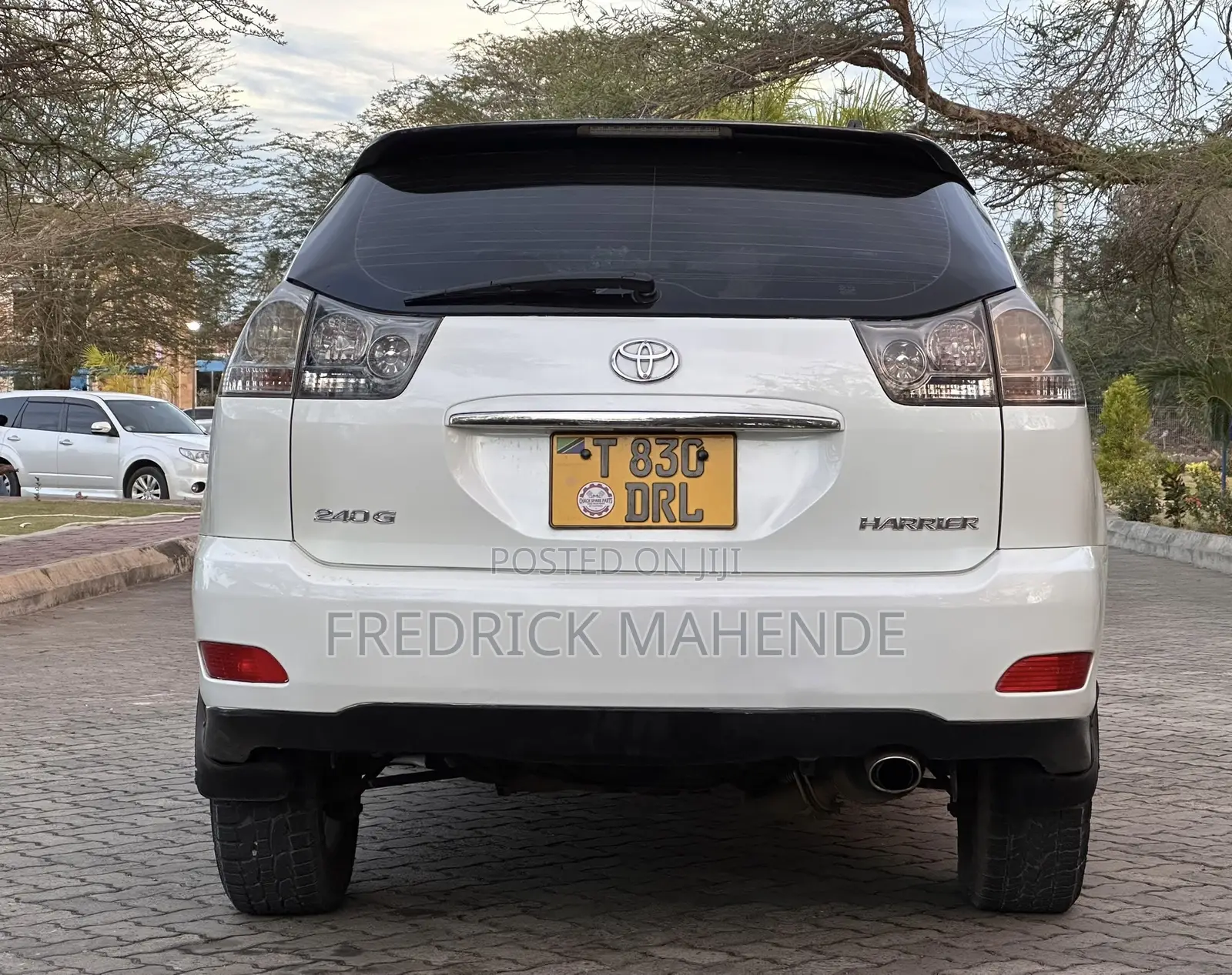 Toyota Harrier 2006 White