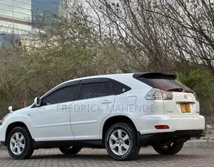 Toyota Harrier 2006 White