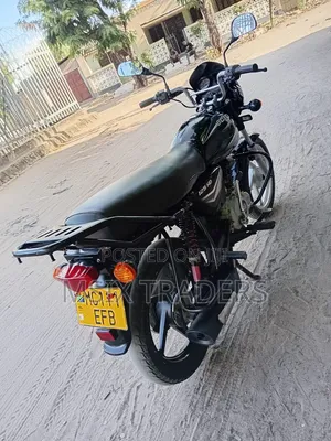 Bajaj Boxer 125 2024 Black