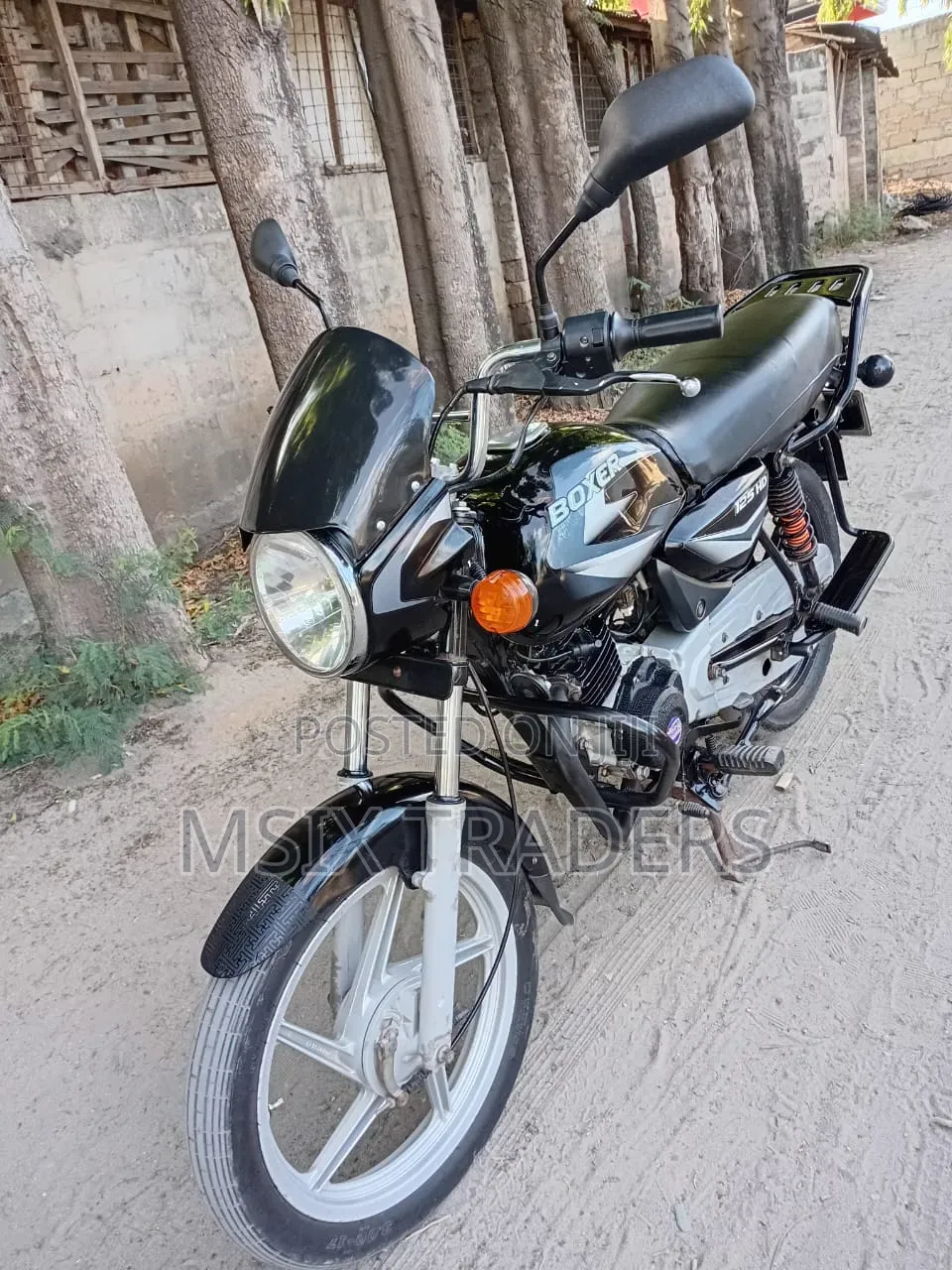 Bajaj Boxer 125 2024 Black