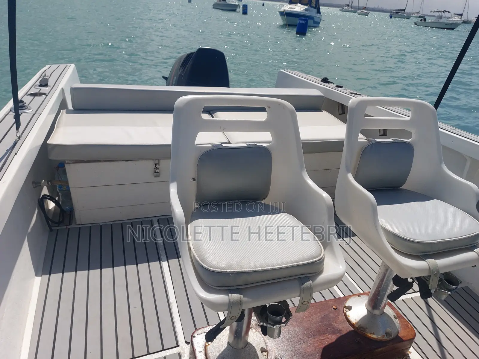 27ft Center Console Boat