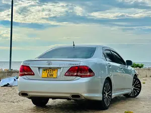 Toyota Crown 2009 Silver