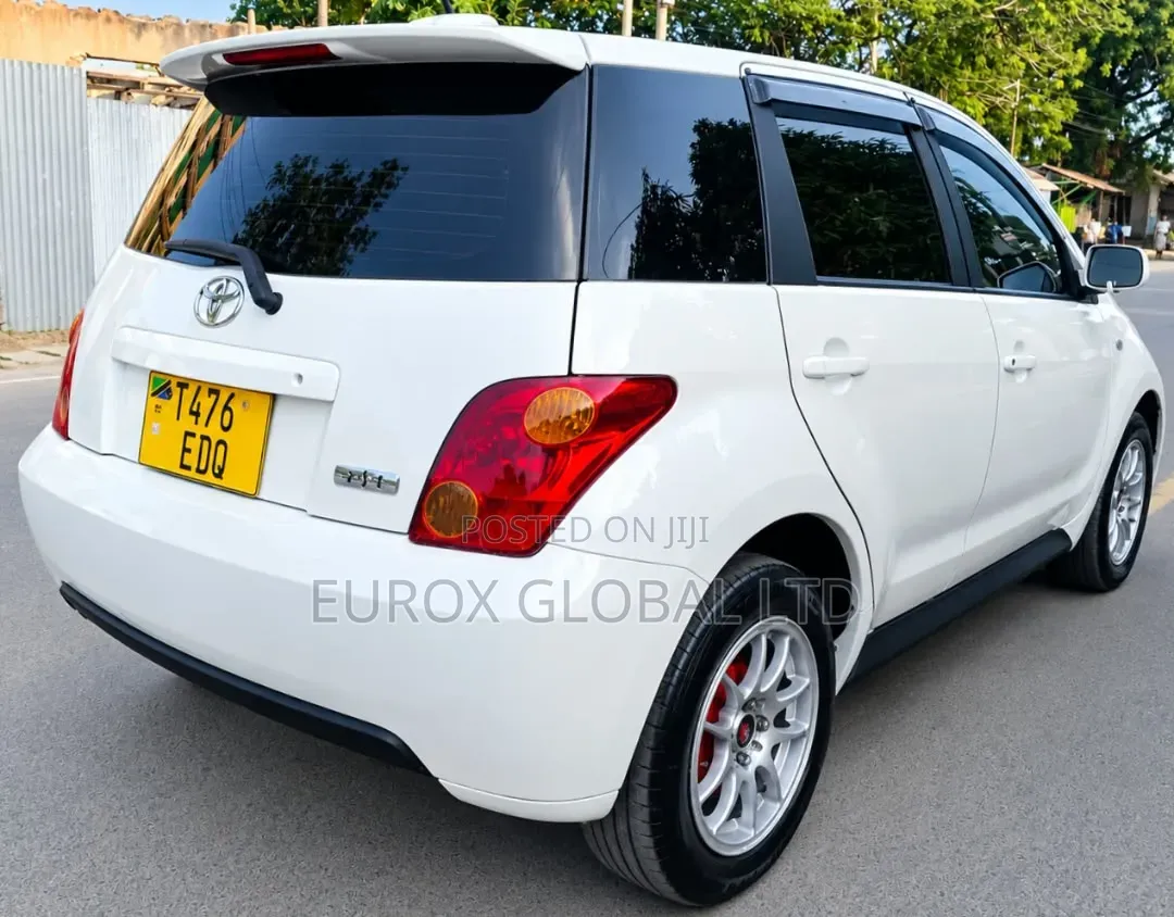 Toyota IST 2007 White