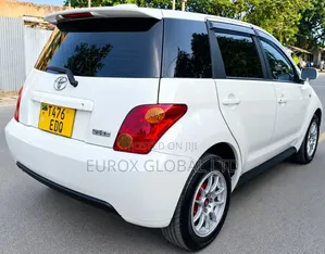 Toyota IST 2007 White