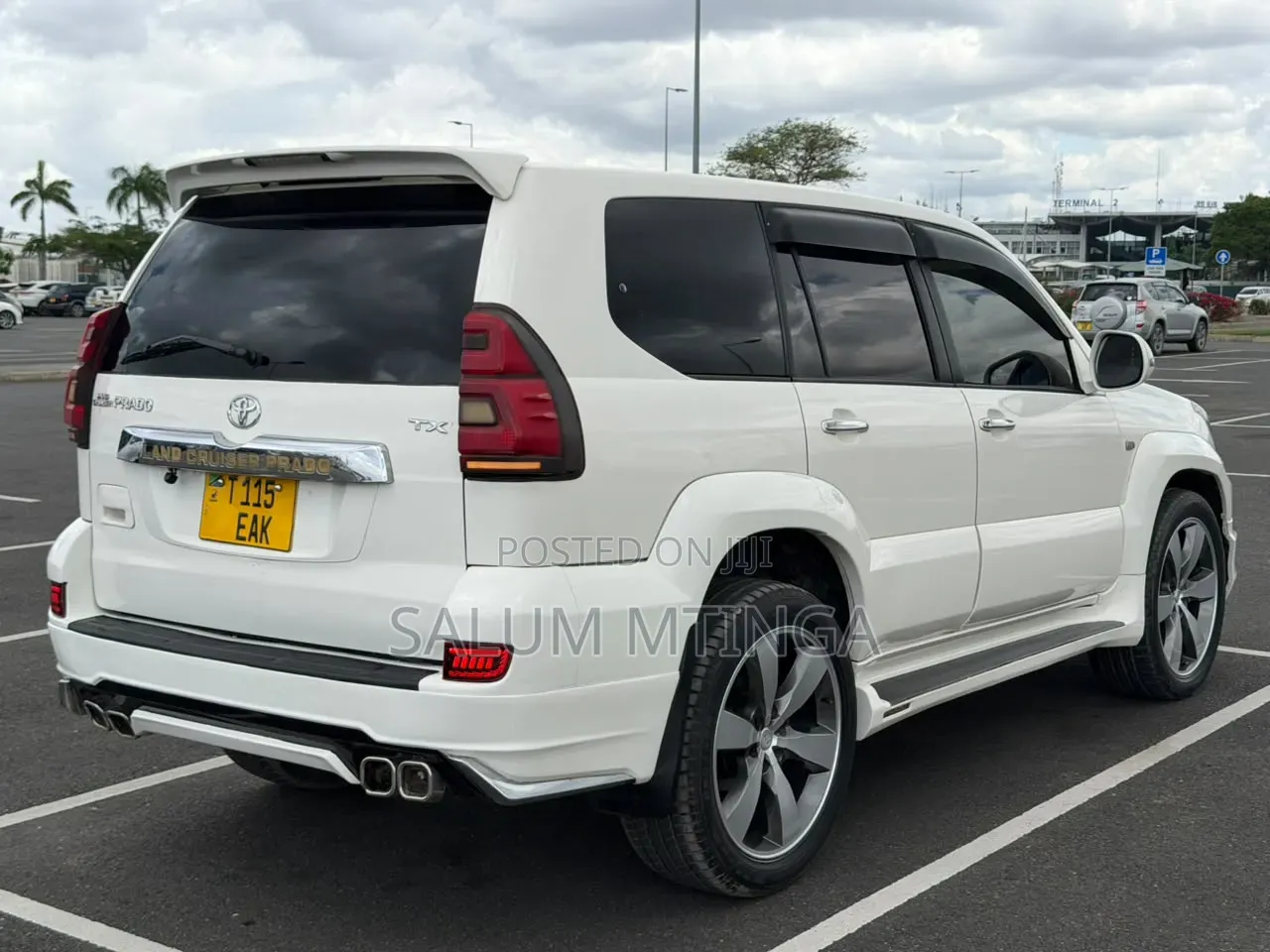 Toyota Land Cruiser Prado 2006 White