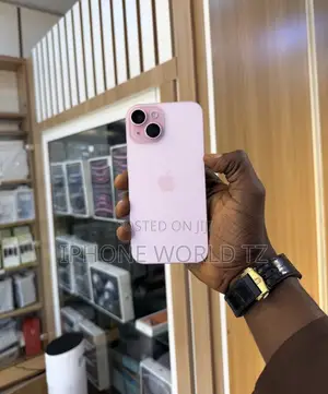 Apple iPhone 15 128 GB Pink