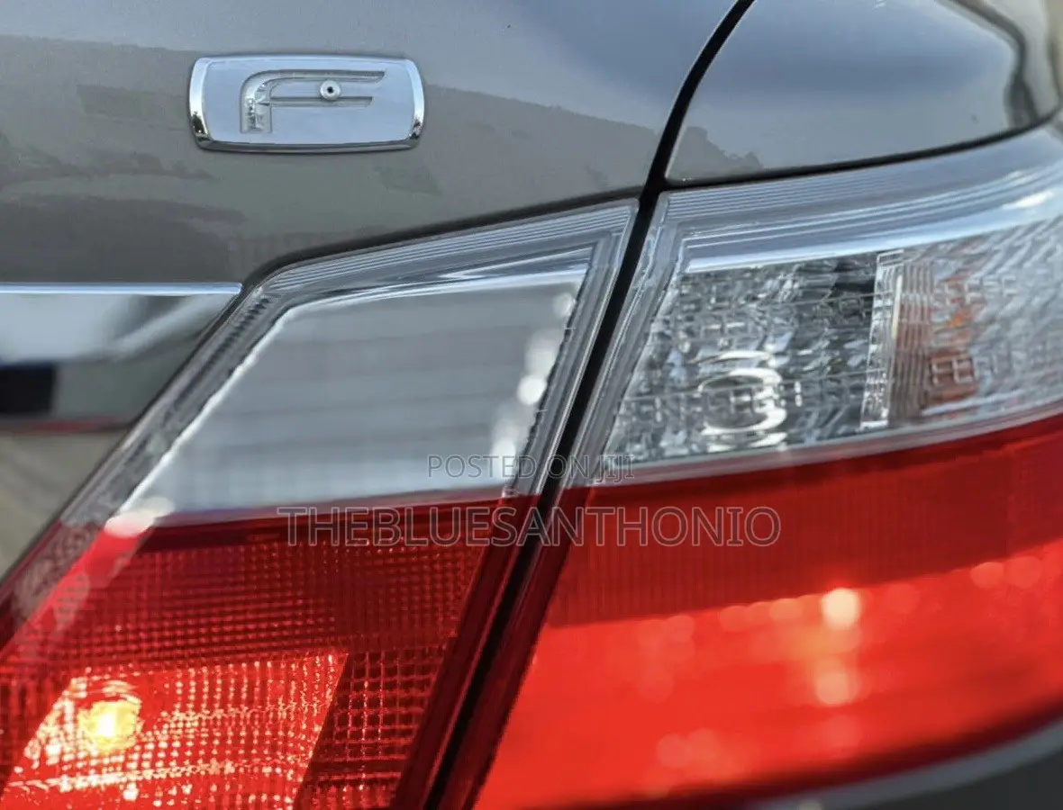 Toyota Premio 2010 Brown