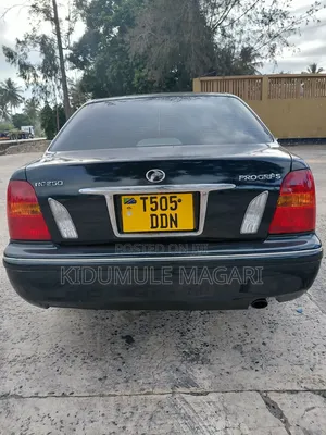Toyota Progress 2004 Black