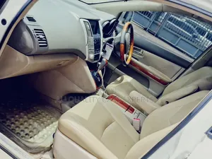 Toyota Harrier 2005