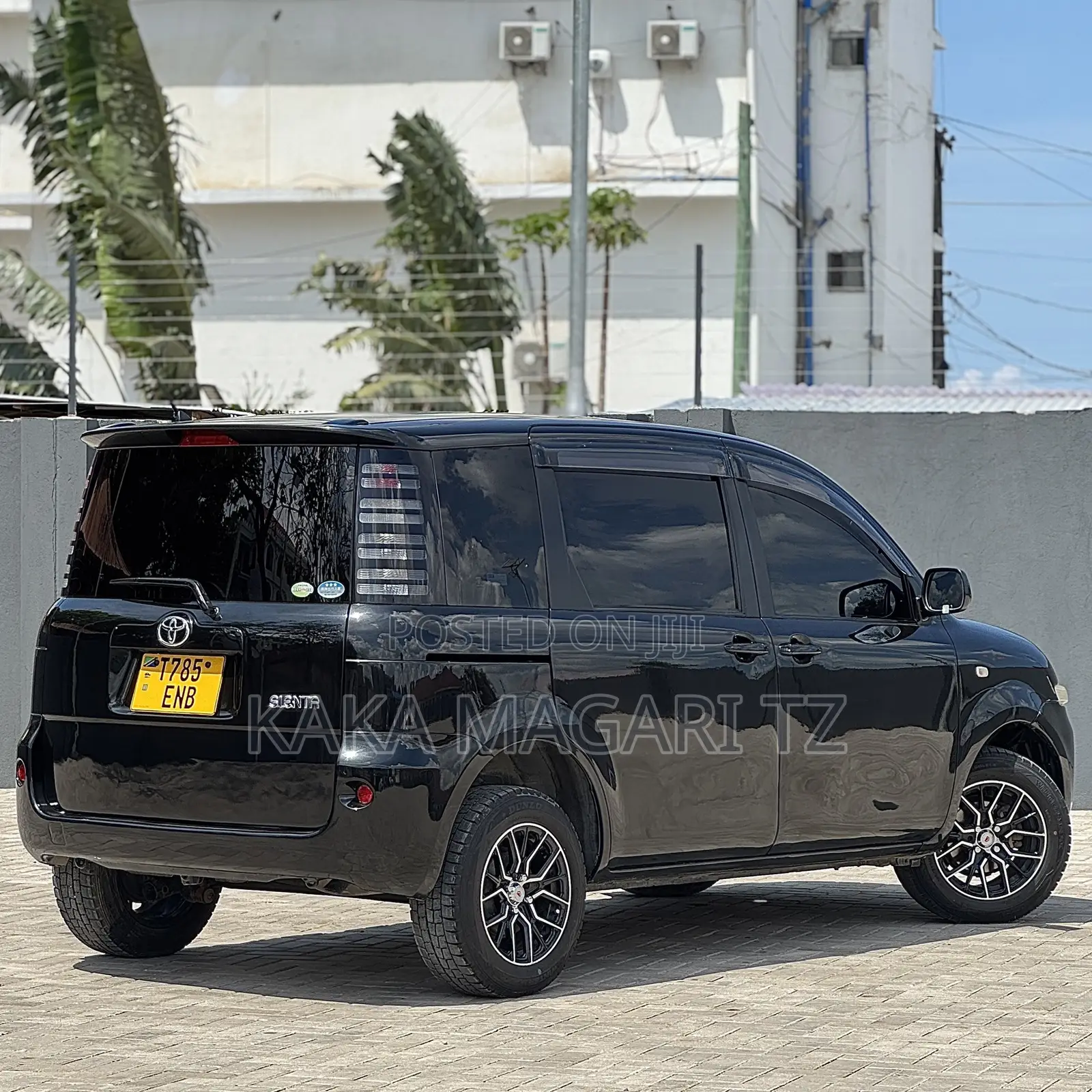 Toyota Sienta 2006 Black