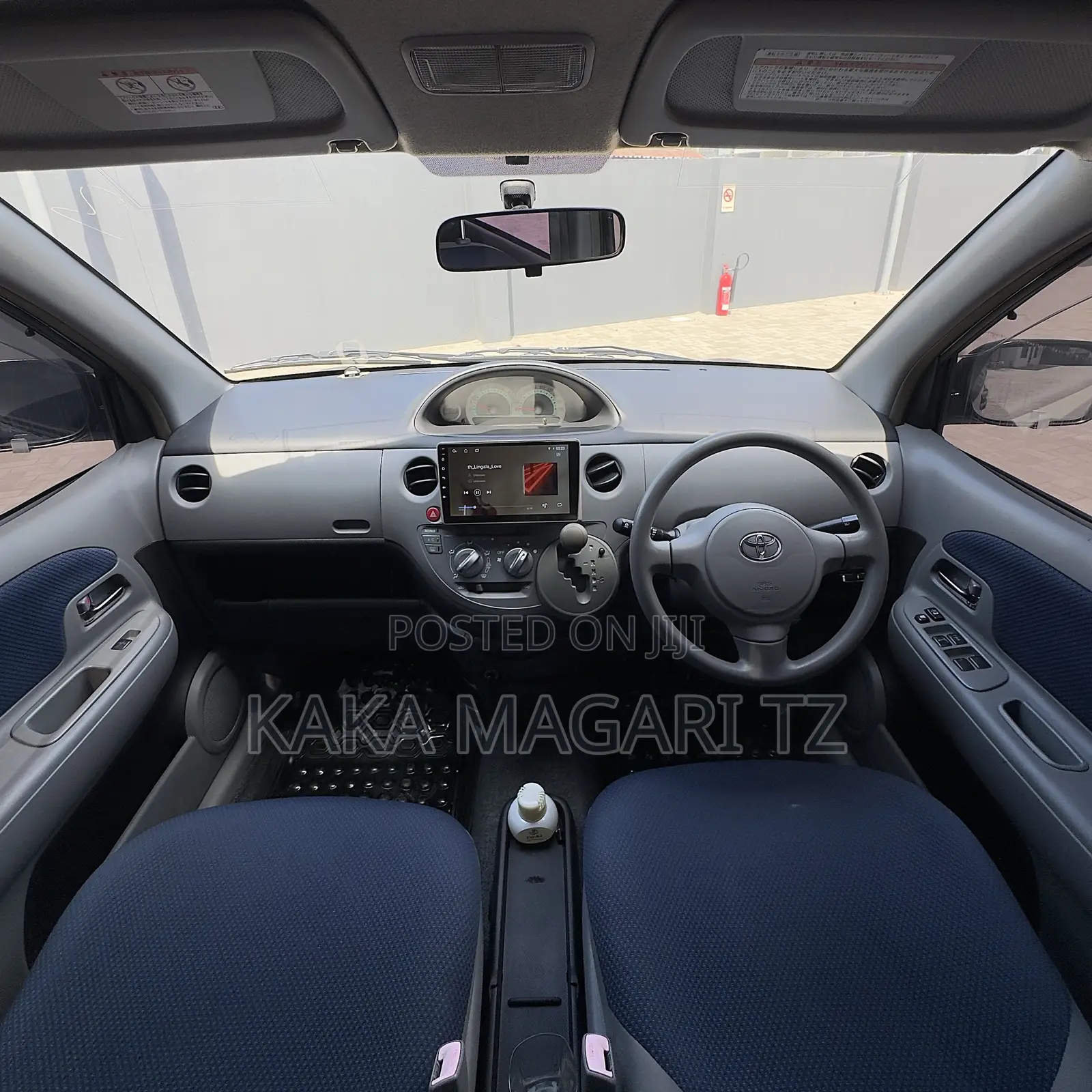 Toyota Sienta 2006 Black