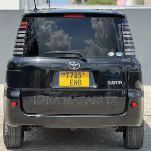Toyota Sienta 2006 Black