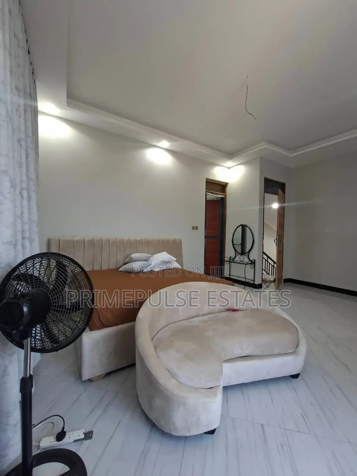 5bdrm House in Goba for rent