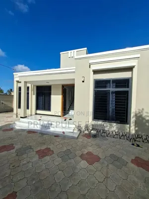 5bdrm House in Goba for rent