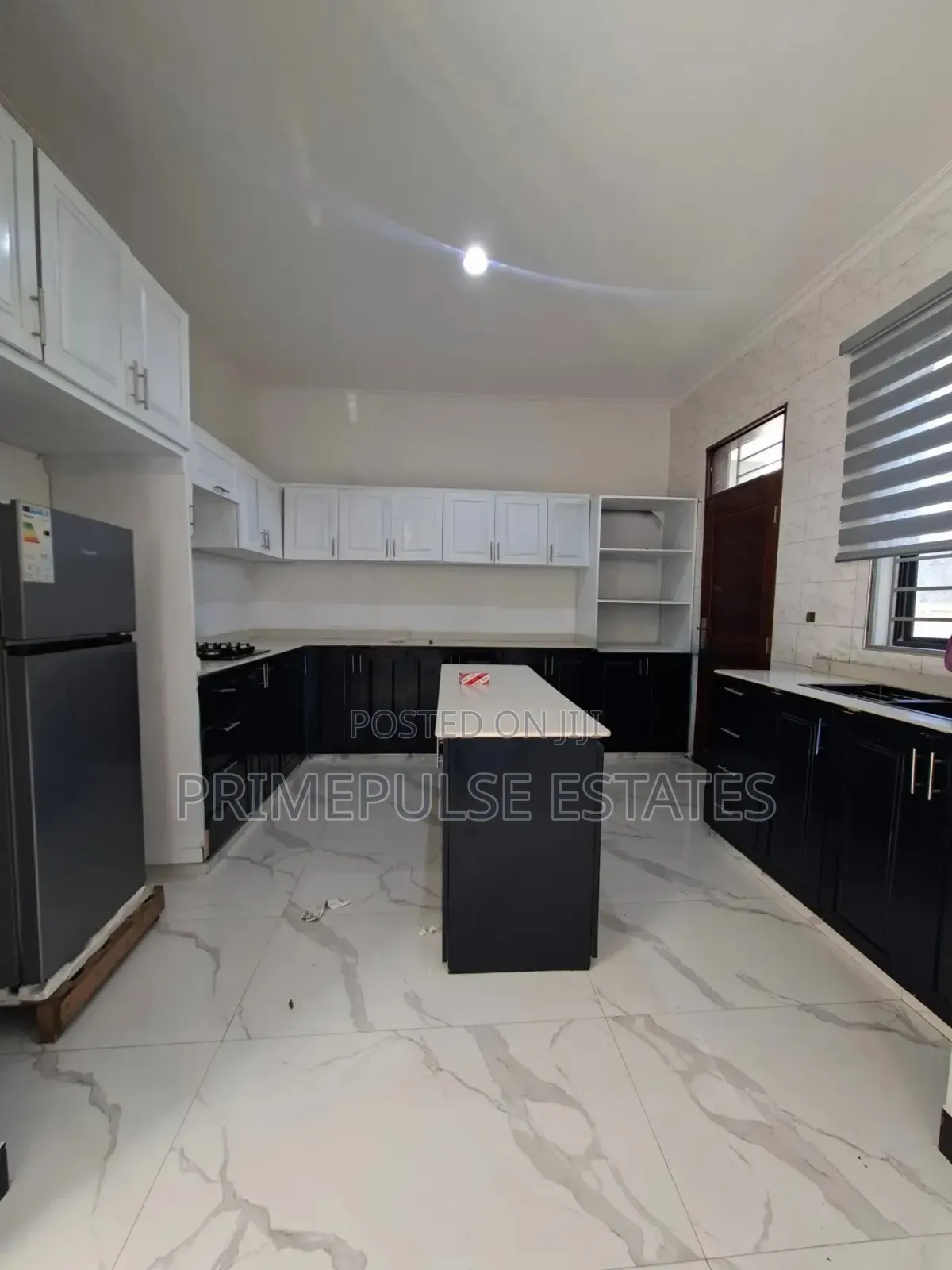 5bdrm House in Goba for rent